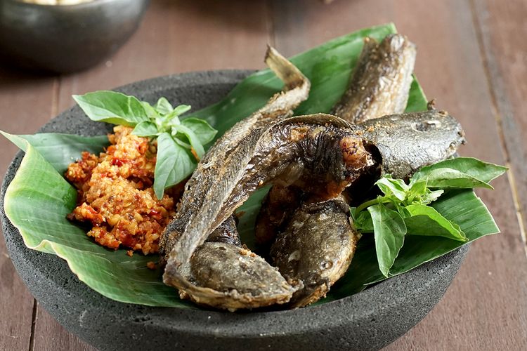 Resep Lele Gepuk Resep Lele Gepuk